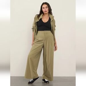 NWT Athleta Pinnacle Trousers Size 16